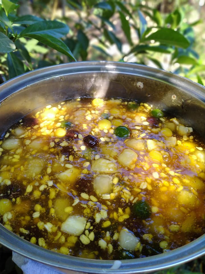 Loại củ “nhà nghèo” ngày xưa thành “đặc sản”, tưởng chỉ luộc và hấp, không ngờ nấu chè cực ngon  - Ảnh 1.