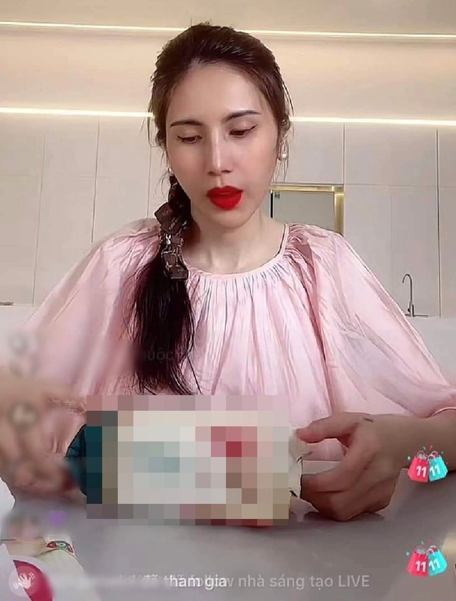 Thủy Tiên chính thức lên tiếng sau khi nhận loạt chỉ trích, khẳng định sẽ tiếp tục bán hàng online  - Ảnh 2.
