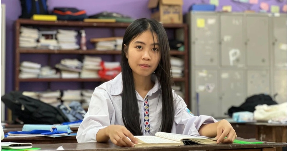 Nữ sinh nghèo dân tộc Thái nuôi khát khao thành cô giáo dạy lịch sử - Ảnh 1.