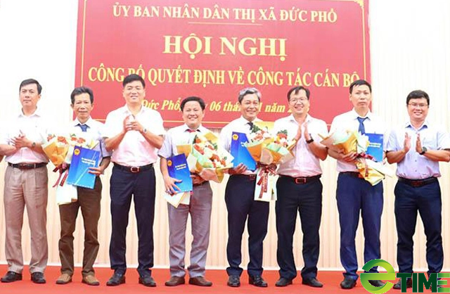 Quảng Ngãi điều động, bổ nhiệm 5 lãnh đạo phòng, ban của tỉnh và TX.Đức Phổ - Ảnh 3. Quảng Ngãi điều động, bổ nhiệm 5 lãnh đạo phòng, ban của tỉnh và TX.Đức Phổ - Ảnh 3.
