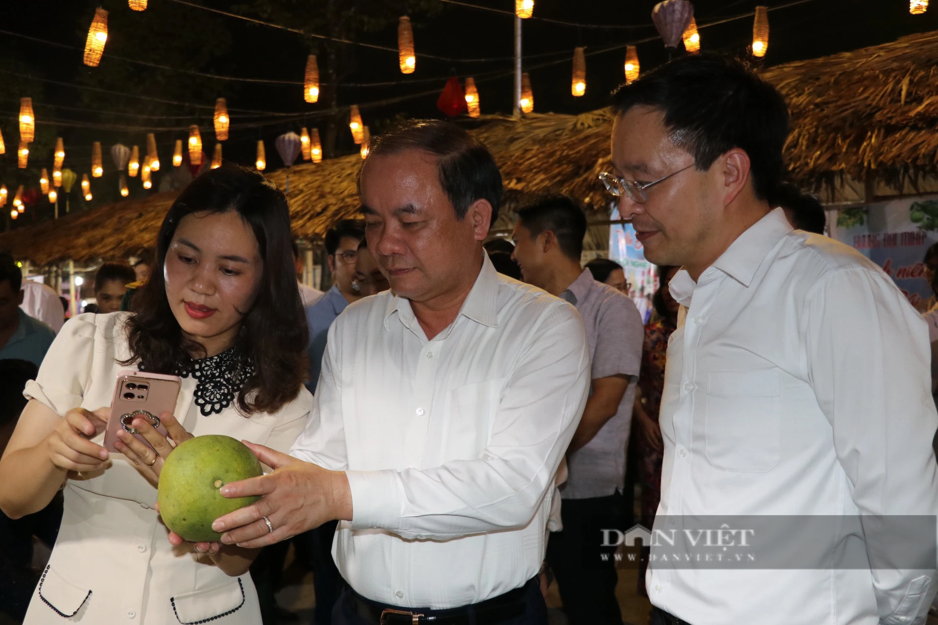 Khai mạc Ngày hội khám phá danh thắng quốc gia hồ Thác Bà và sản vật bưởi Đại Minh - Ảnh 4.