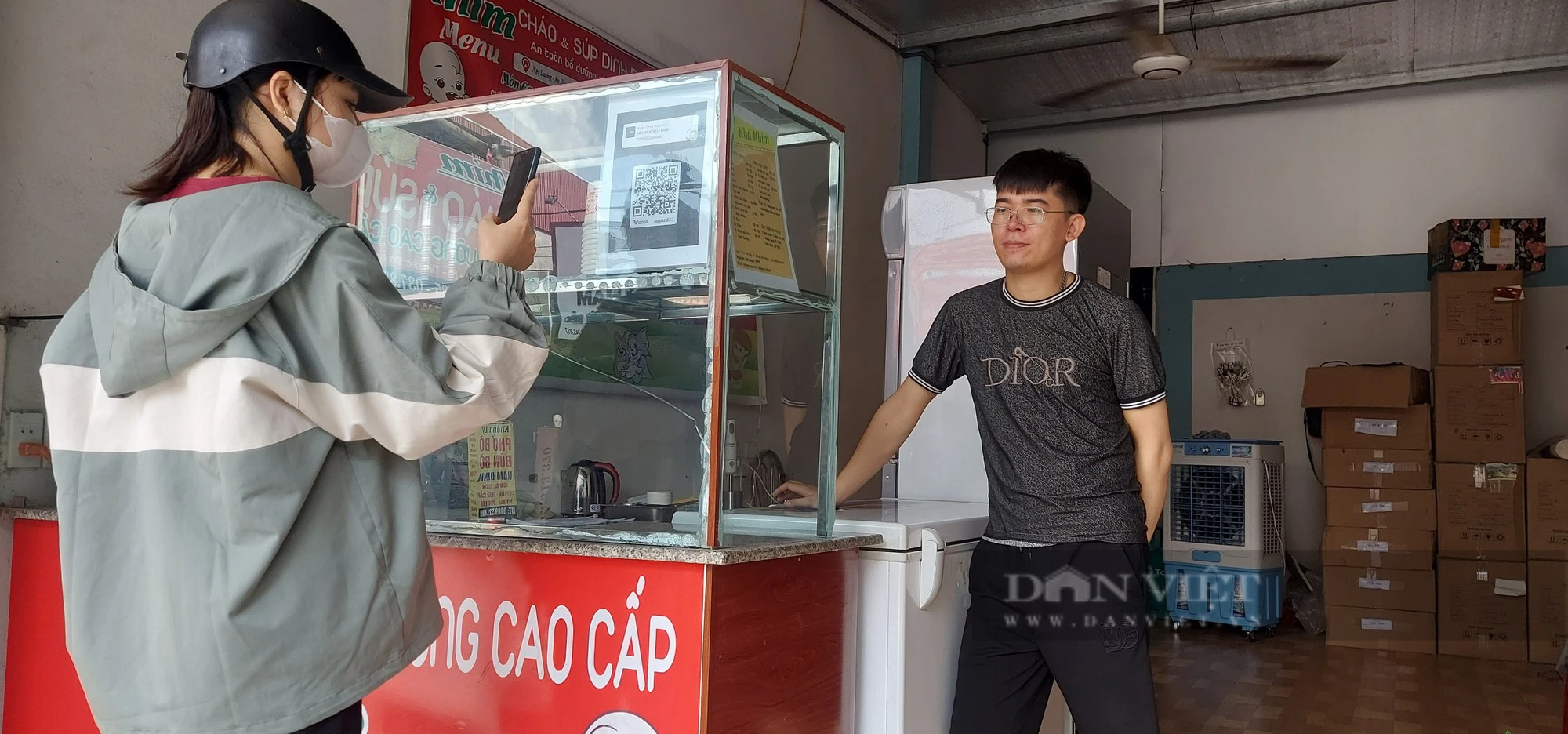 Thanh toán trên mã QR code, không dùng tiền mặt khi đi chợ tại nông thôn Hải Phòng - Ảnh 3.
