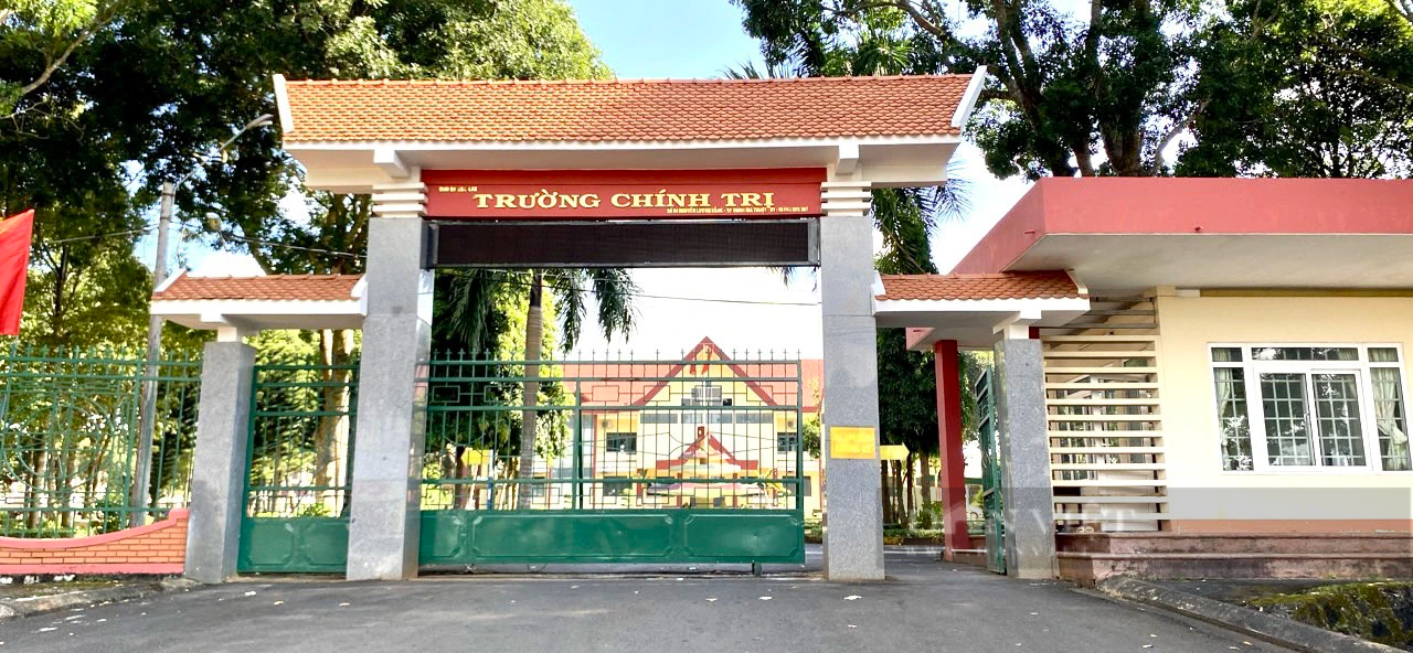 Kế toán Trường chính trị tỉnh Đắk Lắk &quot;làm phép&quot; sau khi báo mất trộm hơn nửa tỷ đồng - Ảnh 1.