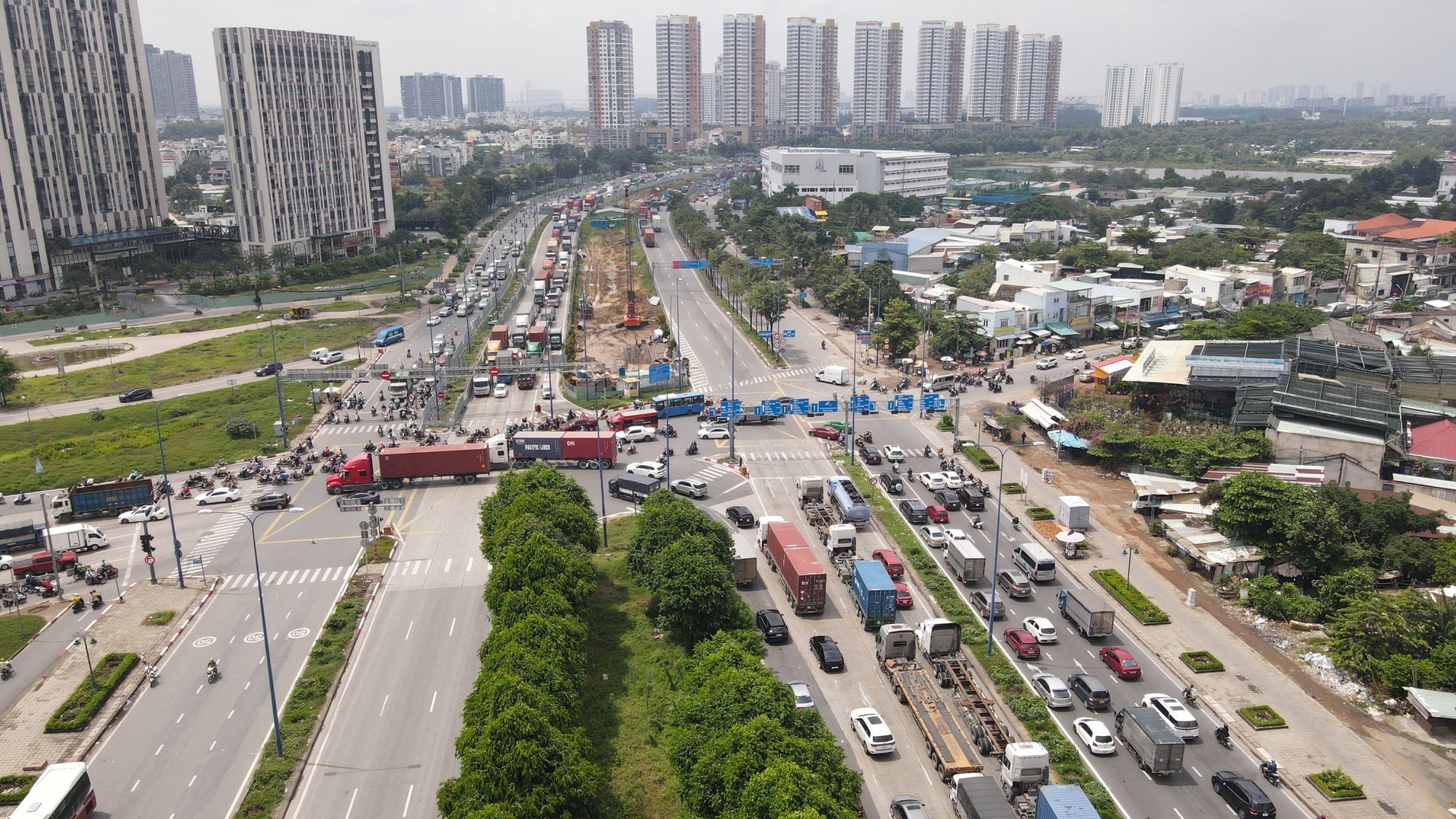 Tết Nguyên Đán Giáp Thìn, từ TP.HCM về quê bằng đường nào ít kẹt xe nhất?- Ảnh 2.