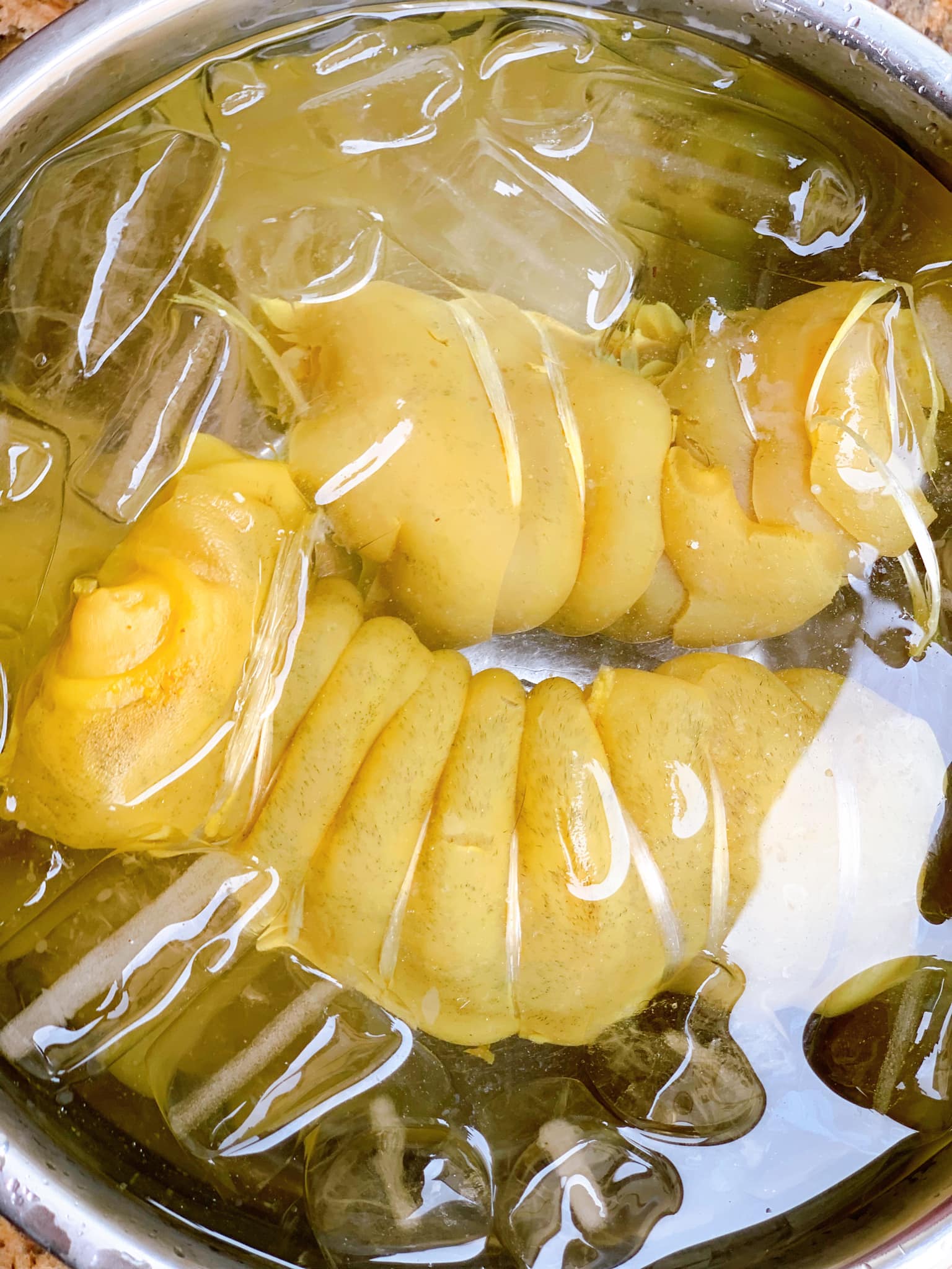 Bộ phận này của con bò được &quot;dân nhậu&quot; cực kì thích, đem ngâm với rau tiến vua thành món ăn tuyệt hảo - Ảnh 2.