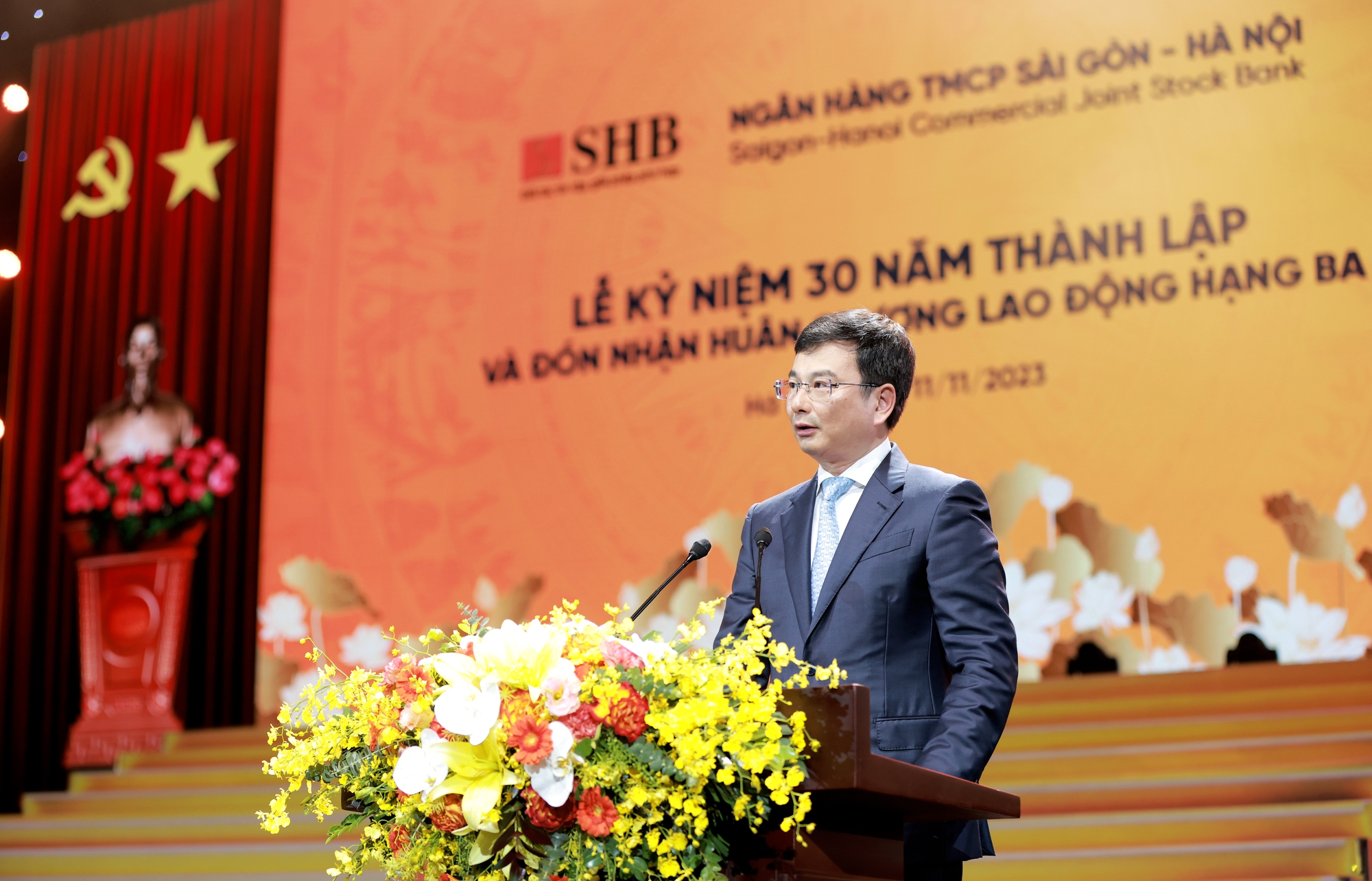 SHB nhận nhận Huân chương Lao động hạng Ba nhân kỷ niệm 30 năm thành lập - Ảnh 2.