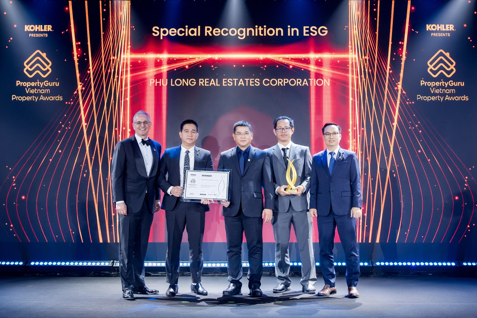 PHÚ LONG THẮNG LỚN VỚI 5 GIẢI THƯỞNG TẠI PROPERTYGURU VIETNAM PROPERTY AWARDS 2023 - Ảnh 3.