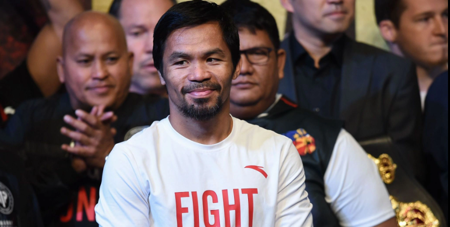 Huyền thoại quyền anh Pacquiao hành động bất ngờ trước trận ĐT Philippines vs ĐT Việt Nam - Ảnh 1.