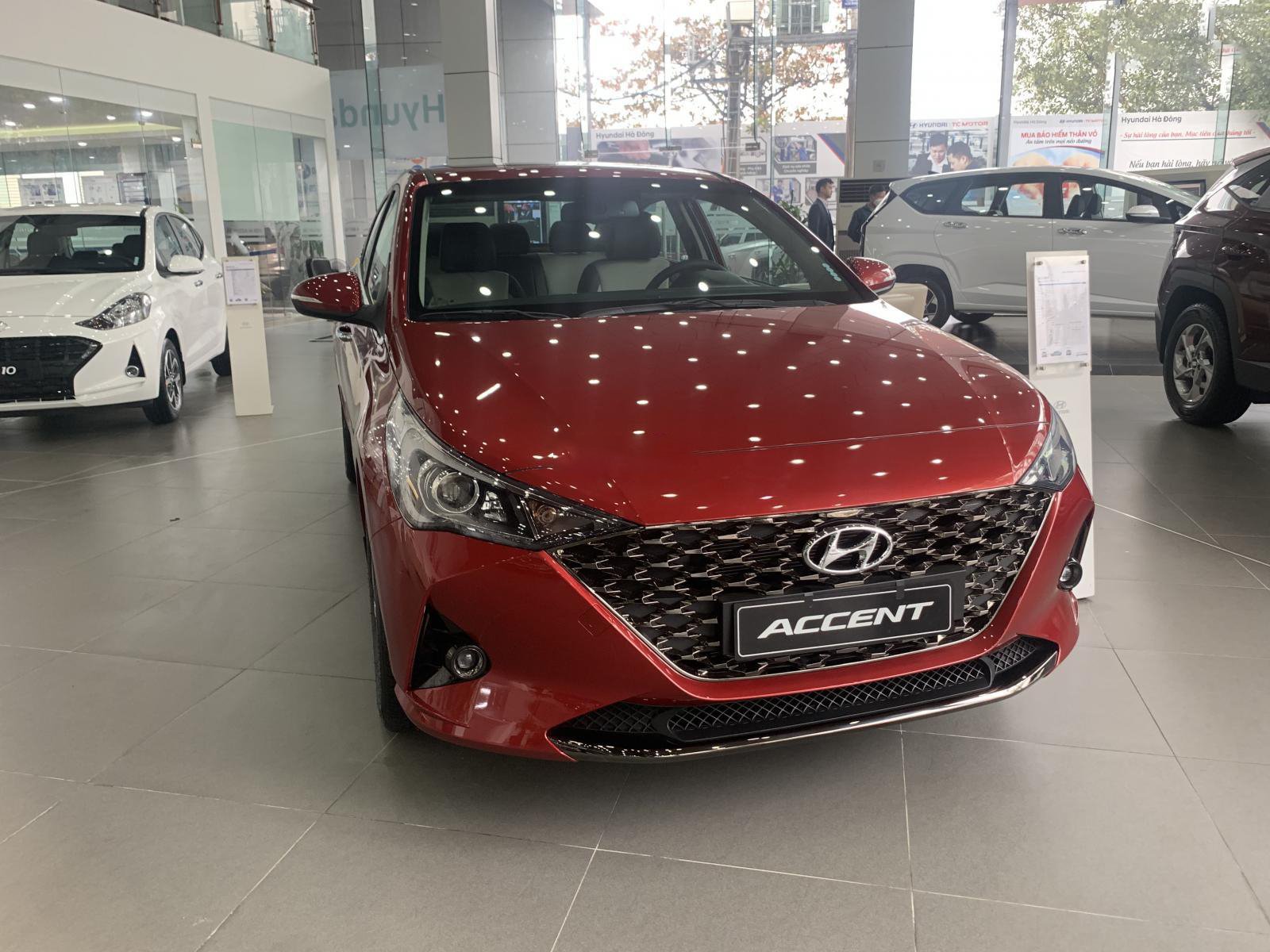 Giá xe Hyundai Accent lăn bánh tháng 11/2023: Giảm không &quot;phanh&quot; giữ doanh số trước Vios, City - Ảnh 1.