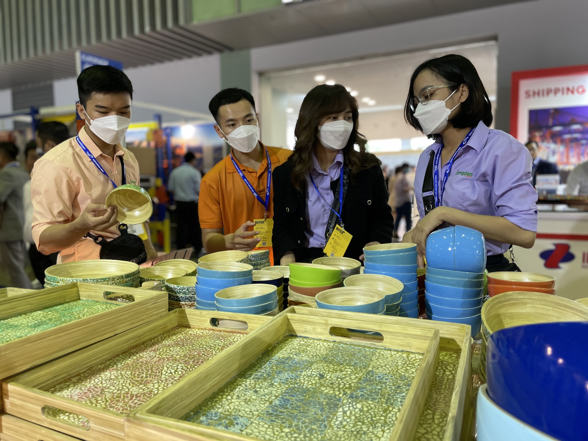 Tin vui cho hàng Việt: Ngoài quần áo, Walmart muốn mua thêm đồ điện tử, đồ gia dụng của Việt Nam - Ảnh 2.