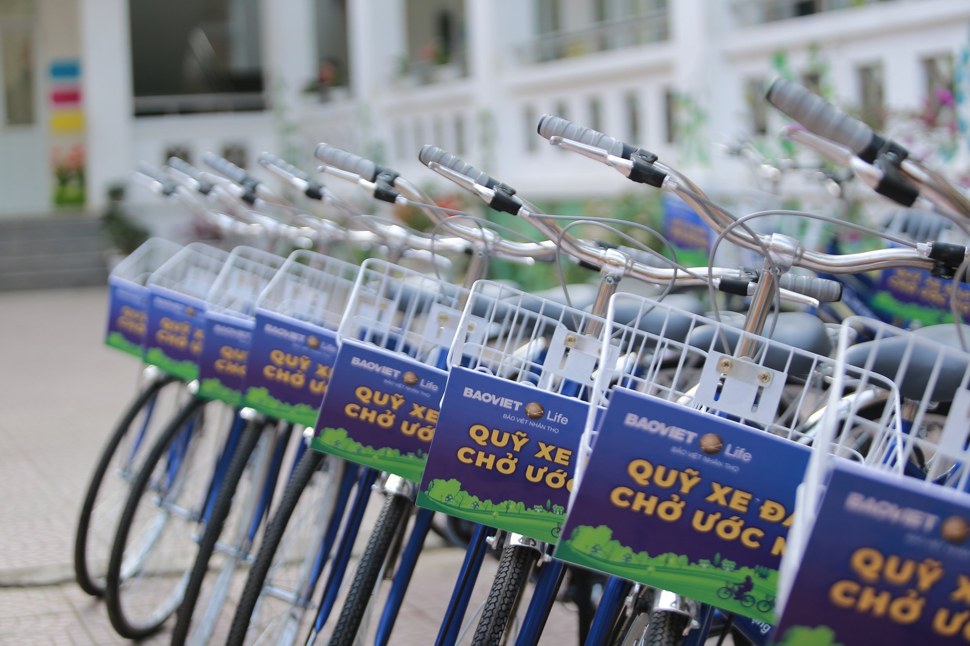 &quot;Quỹ Xe đạp chở ước mơ&quot; trao tặng hơn 700 phần quà cho trẻ em có hoàn cảnh khó khăn tỉnh Lai Châu - Ảnh 4.