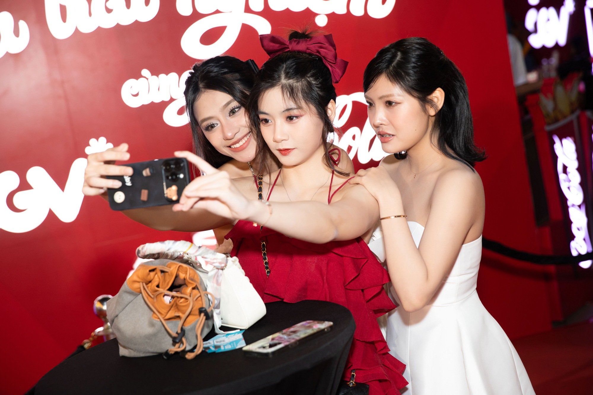 Bộ ba Kỳ Duyên, Mai Ngô, Luna Đào tái ngộ trong KOC mùa 2 - Ảnh 5.