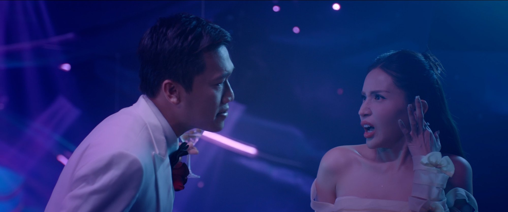3 cô gái “quậy” nhất nhì showbiz Việt gây tò mò khi đóng vai bợm &quot;nhậu&quot; - Ảnh 5.
