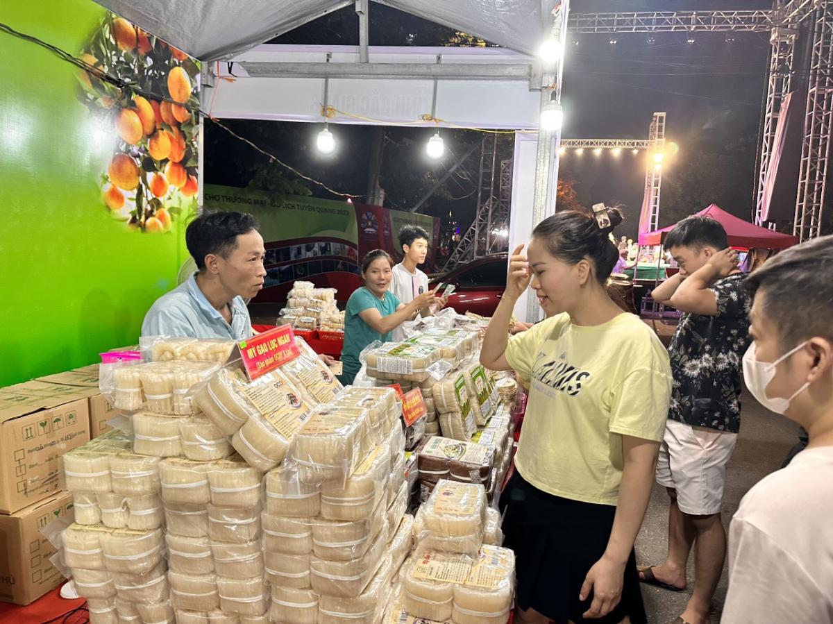 Bắc Giang: Phấn đấu đến 2025 sẽ có 03 sản phẩm OCOP 5 sao - Ảnh 2.