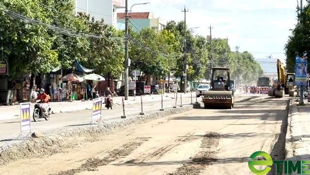 “Đầu tàu kinh tế” tỉnh Quảng Ngãi nỗ lực thoát đáy xếp hạng giải ngân đầu tư công - Ảnh 1.