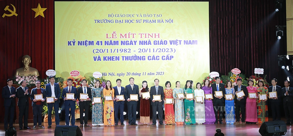 Bài phát biểu ngày 20/11 cực hay của hiệu trưởng Trường ĐH Sư phạm Hà Nội khiến giáo viên &quot;lặng người&quot; - Ảnh 5.