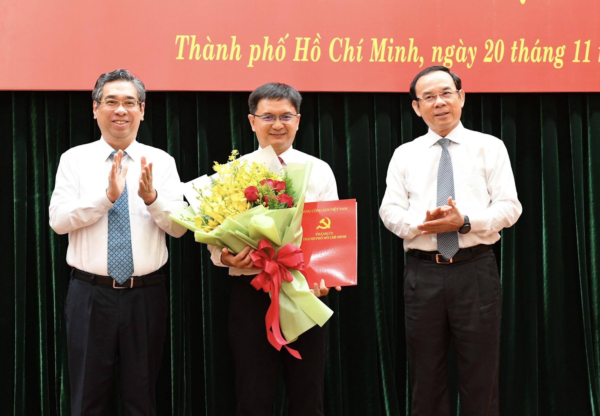 TP.HCM bổ nhiệm Trưởng ban Dân vận, Chánh văn phòng Thành uỷ TP.HCM - Ảnh 1.
