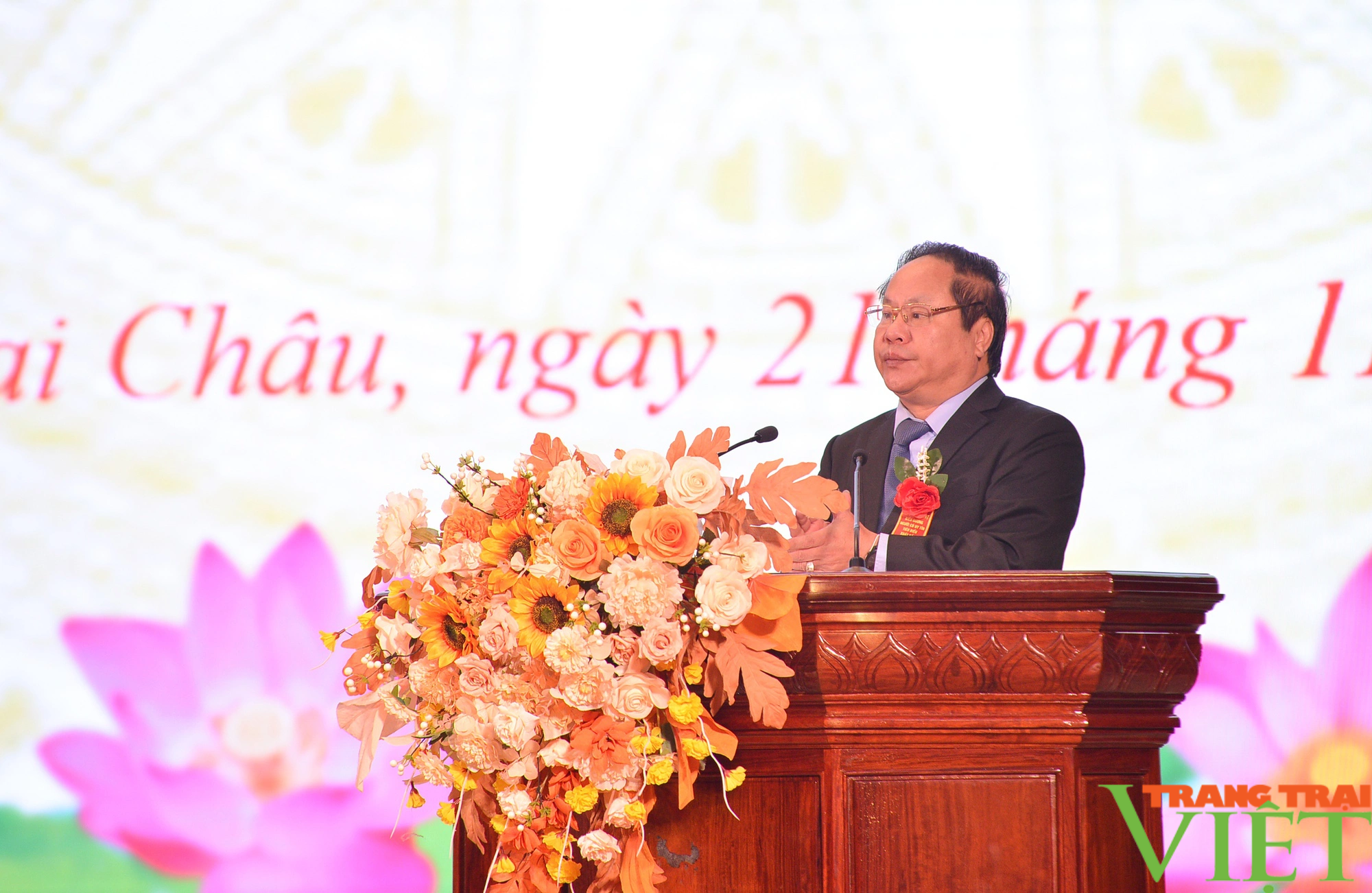 Lai Châu: Biểu dương, tôn vinh người có uy tín tiêu biểu xuất sắc giai đoạn 2021 - 2023 - Ảnh 2. Lai Châu: Biểu dương, tôn vinh người có uy tín tiêu biểu xuất sắc giai đoạn 2021 - 2023 - Ảnh 2.