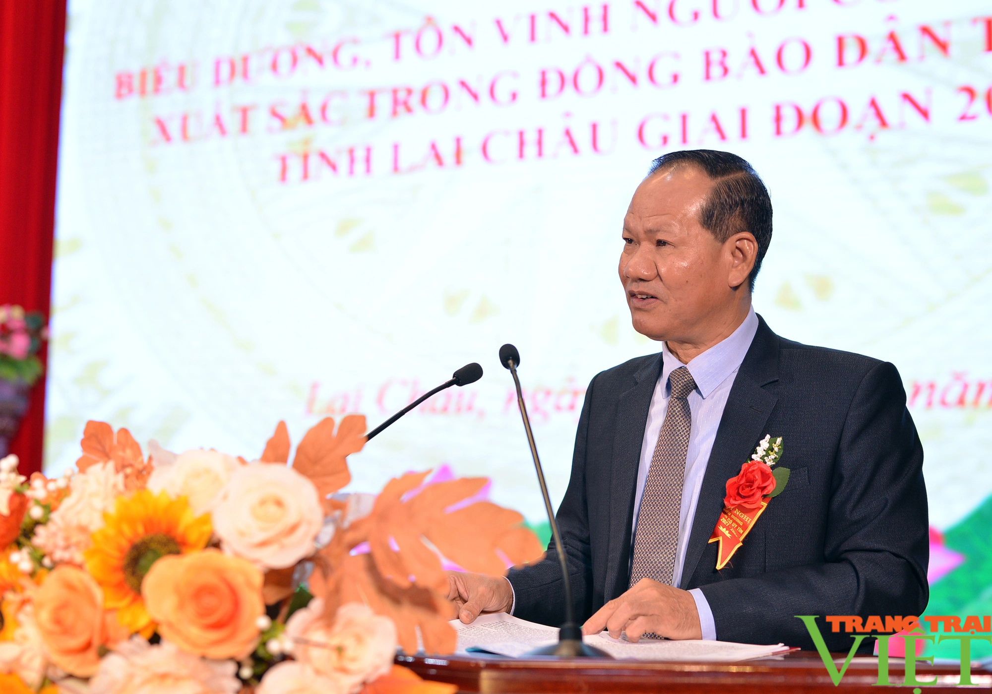 Lai Châu: Biểu dương, tôn vinh người có uy tín tiêu biểu xuất sắc giai đoạn 2021 - 2023 - Ảnh 3. Lai Châu: Biểu dương, tôn vinh người có uy tín tiêu biểu xuất sắc giai đoạn 2021 - 2023 - Ảnh 3.