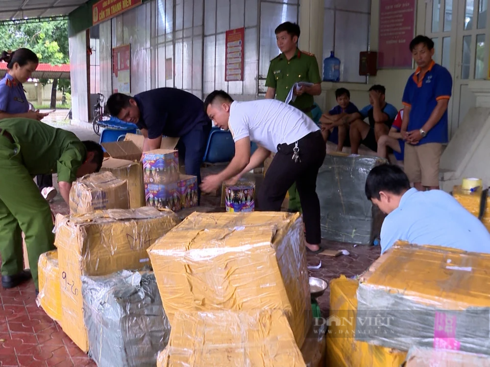 Hà Tĩnh: Khởi tố 11 đối tượng, thu hơn 3.5 tấn pháo - Ảnh 3.