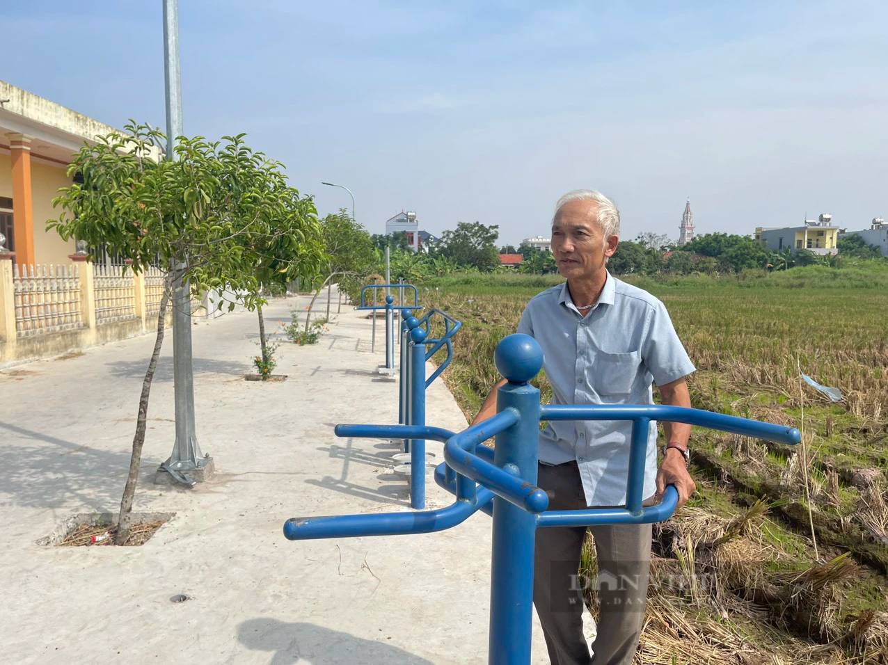 Con đường hoa “vạn người mê” ở tổ dân phố kiểu mẫu thị trấn Ninh Cường (Nam Định) - Ảnh 4.