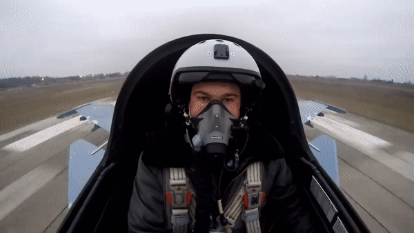 Cận cảnh tiêm kích Su-30SM Nga bắn nổ xuồng tự sát gần Crimea - Ảnh 22.