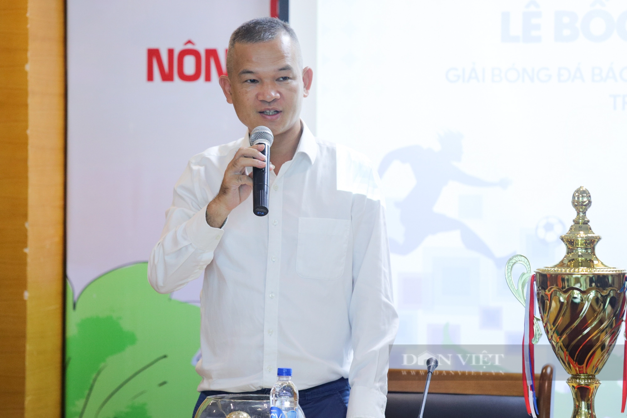Họp báo và bốc thăm chia bảng Giải bóng đá Báo Nông thôn Ngày nay/Dân Việt - Ảnh 4.