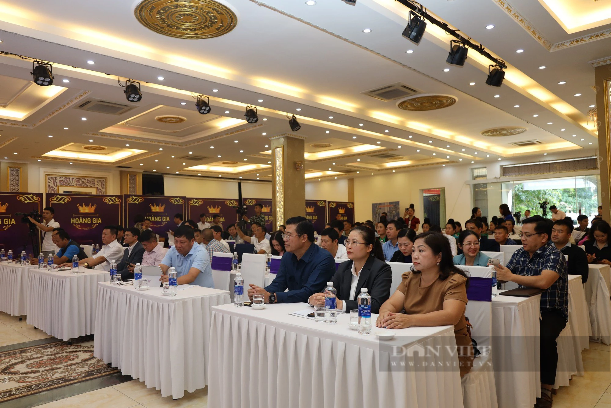 Tạo điều kiện tốt nhất hỗ trợ nông dân Sơn La kết nối, tiệu thụ nông sản - Ảnh 2.