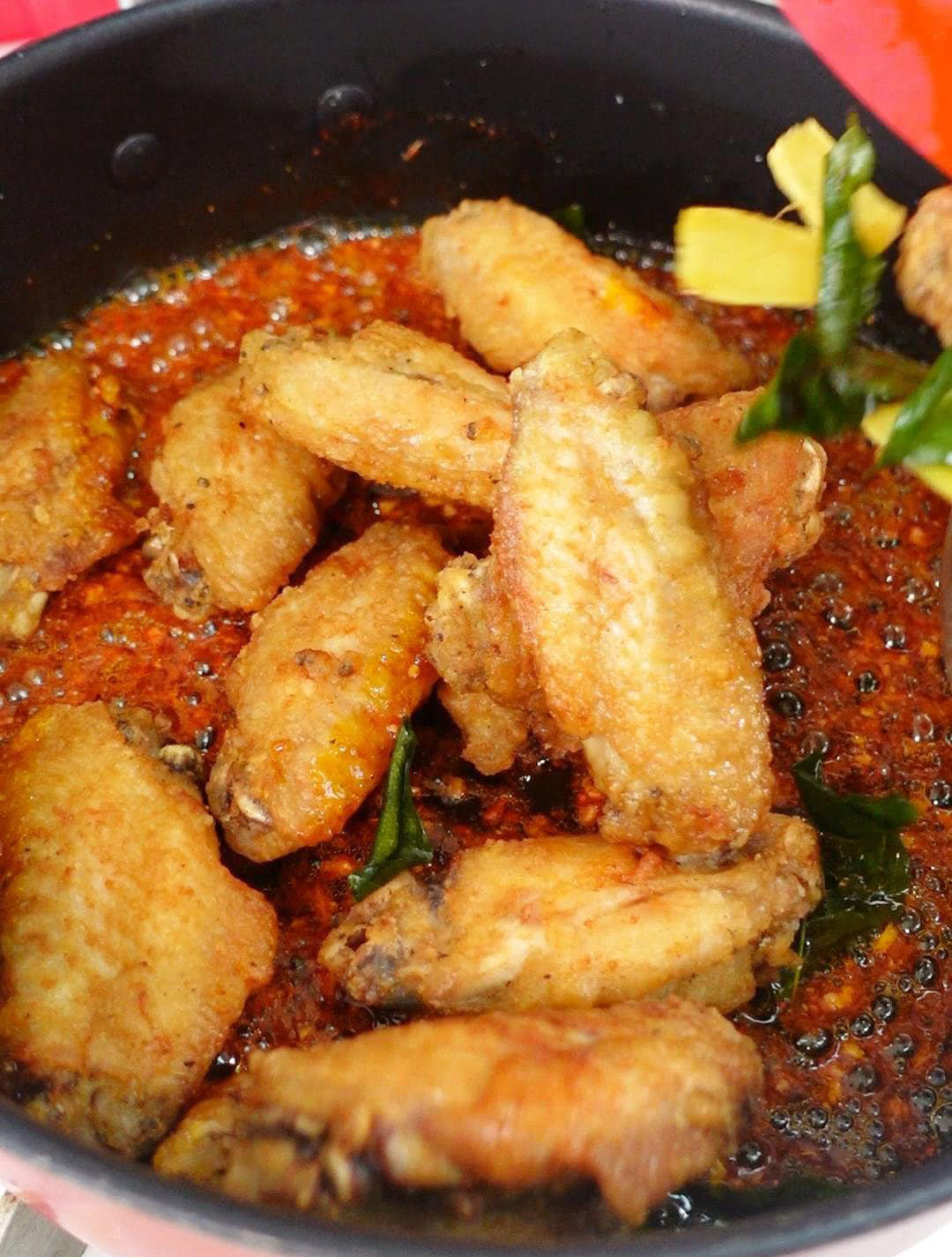 Phần này của con gà đem chế biến món này ngon tuyệt, già trẻ đều mê - Ảnh 4.