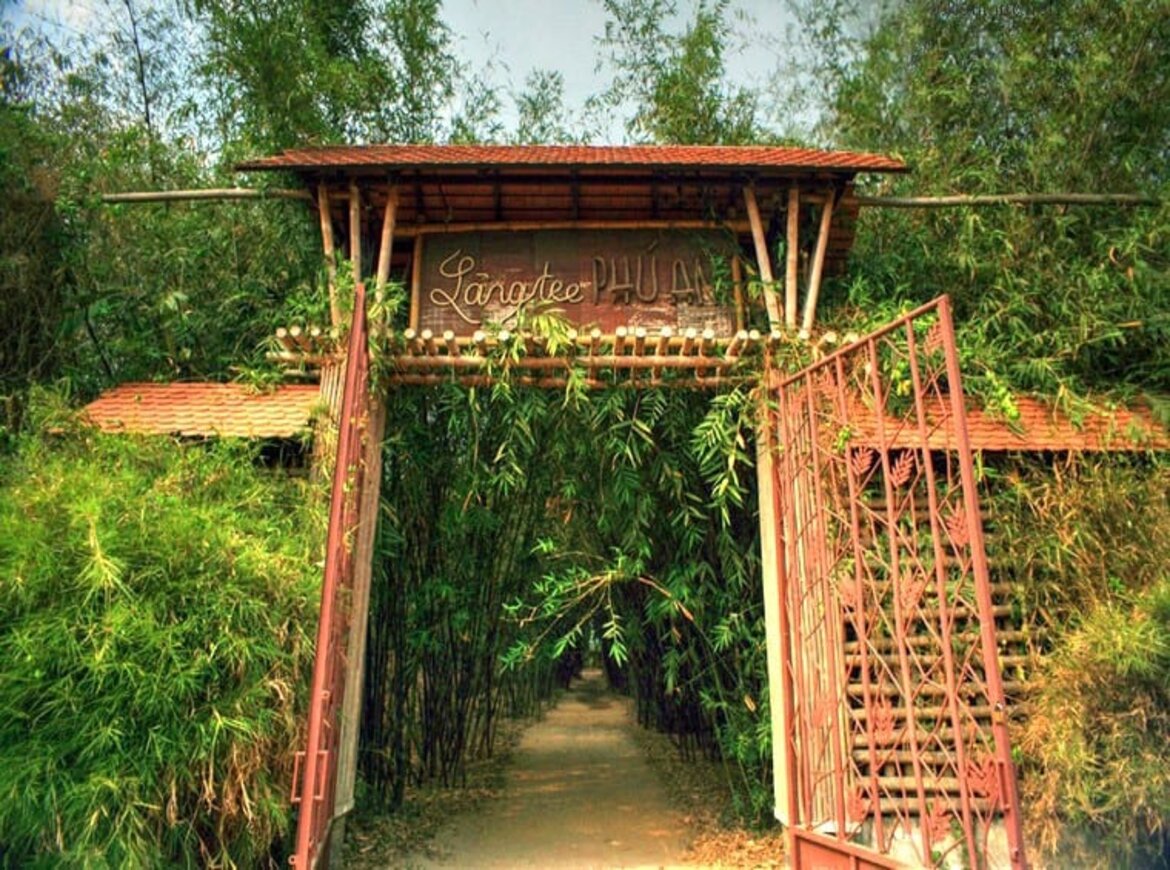 Kinh nghiệm và Top những địa điểm thú vị ở Bình Dương du khách không nên bỏ qua - Ảnh 2.