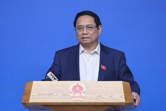 Giải ngân đầu tư công chậm kéo dài nhiều năm, nhiều nhiệm kỳ, Thủ tướng chỉ đạo “nóng” kiểm điểm trách nhiệm người đứng đầu - Ảnh 1.