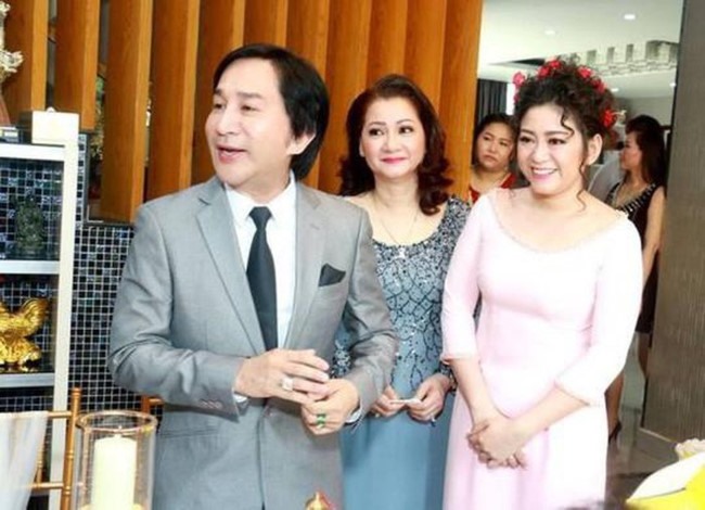 &quot;Ông hoàng cải lương&quot; sở hữu hàng nghìn cây vàng, 3 đời vợ vẫn có &quot;bồ&quot; - Ảnh 2.