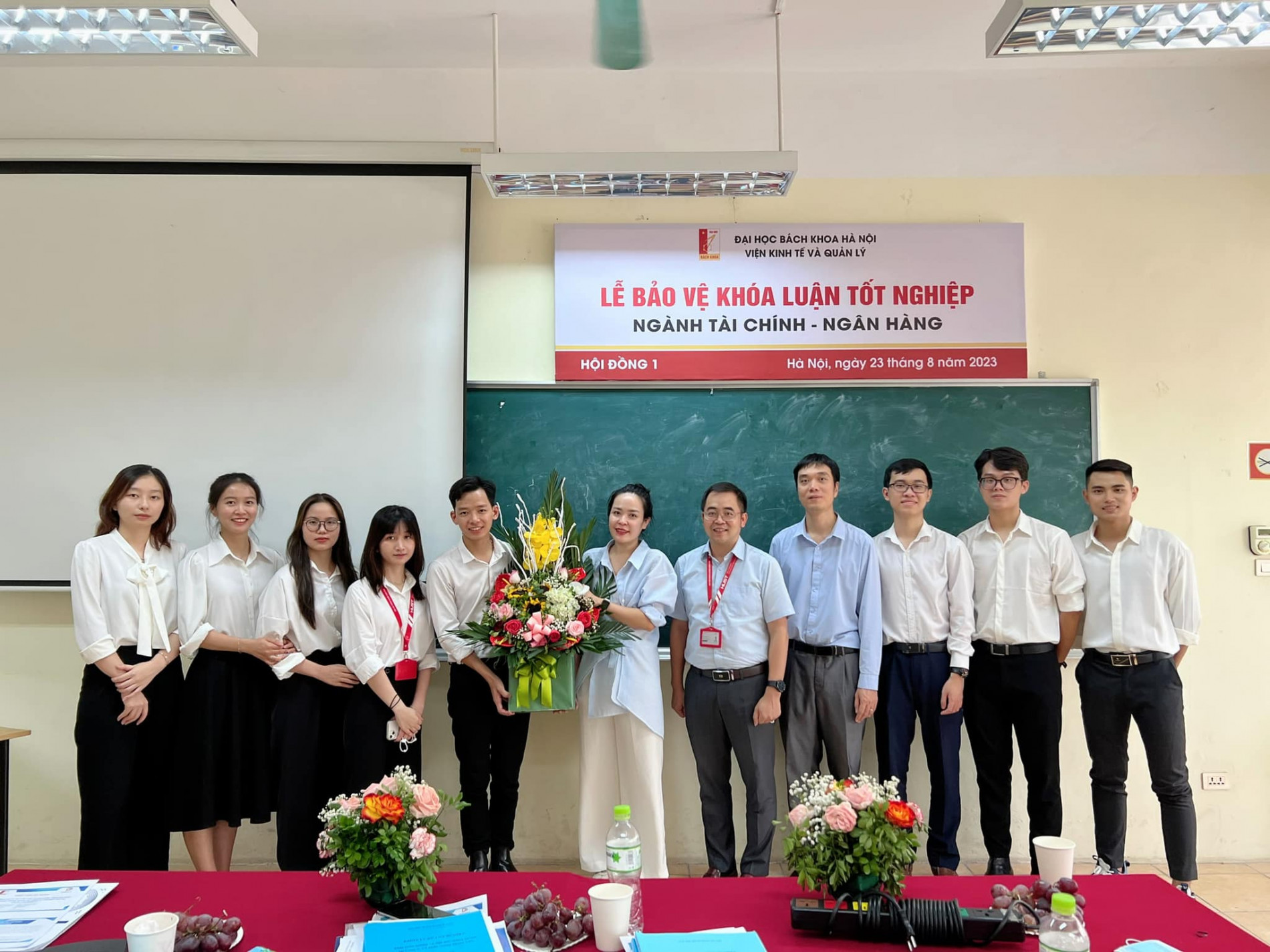 Thủ khoa tốt nghiệp xuất sắc Bách khoa Hà Nội bật mí lý do “bình thường hóa sự nỗ lực” - Ảnh 2.