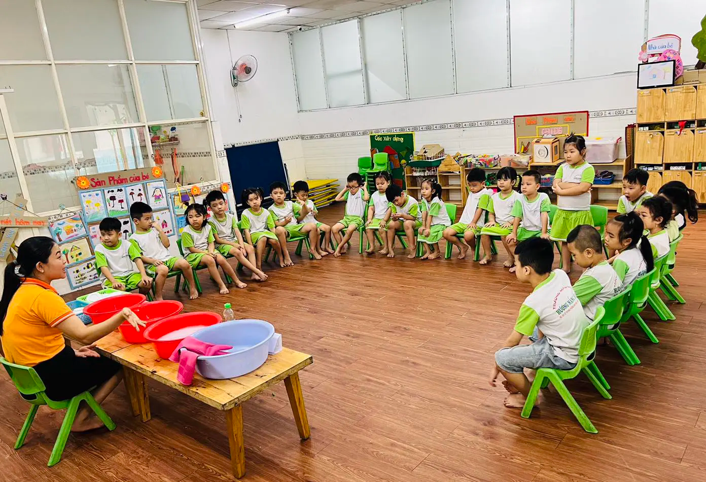 Vì sao cần công khai công khai cơ sở dữ liệu các trường, lớp mầm non? - Ảnh 2.