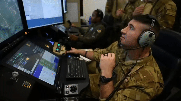 UAV sát thủ MQ-9 của Mỹ quần thảo trên Dải Gaza để làm gì? - Ảnh 6.