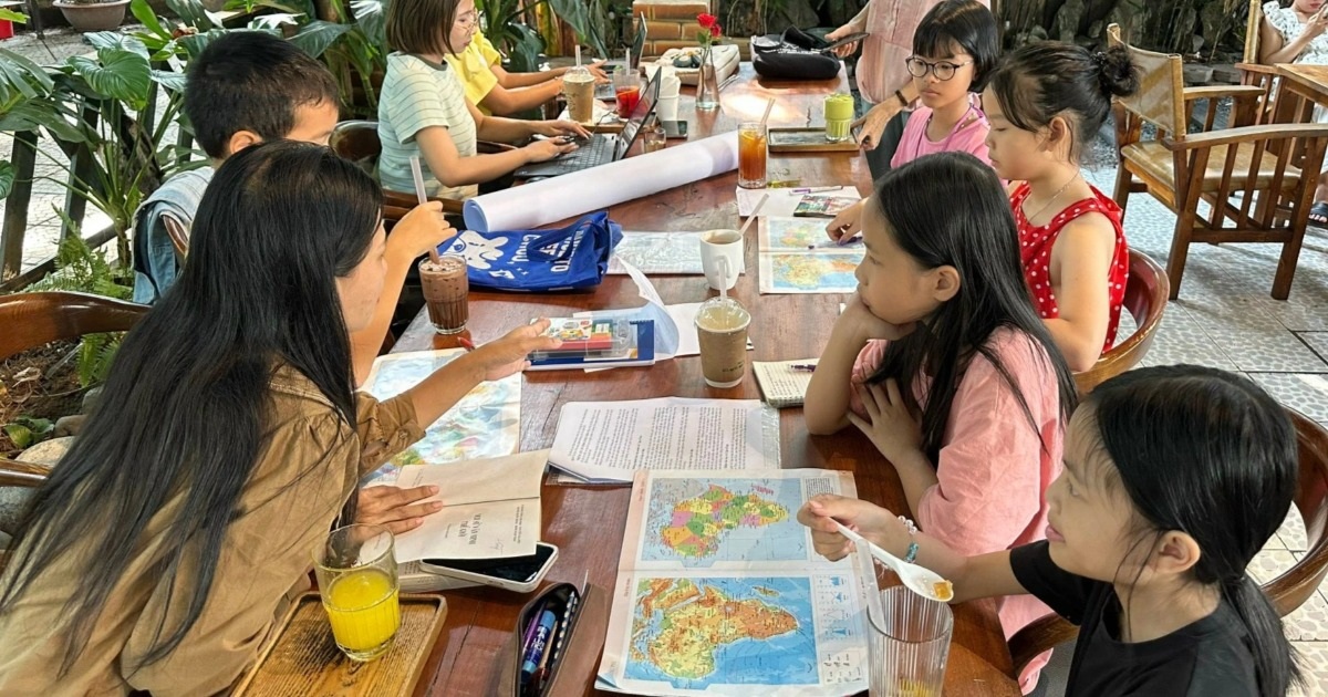 Con thi giữa kỳ &quot;căng&quot; như chuyển cấp, mẹ bức xúc: &quot;Giảm tải mà thế này ư?&quot; - Ảnh 1.