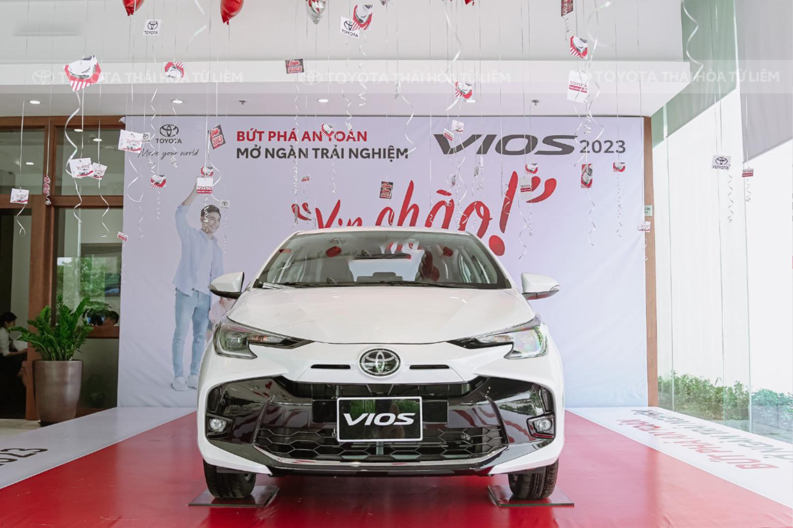 Giá xe Toyota Vios tháng 11/2023: Giảm ngỡ ngàng đấu City, Accent - Ảnh 1.