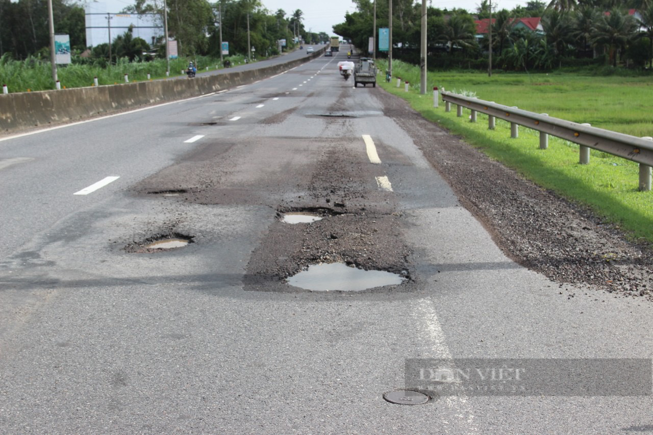 Chủ tịch Bình Định quy trách nhiệm người đứng đầu nếu có sai phạm, công trình 'kém' chất lượng - Ảnh 2.