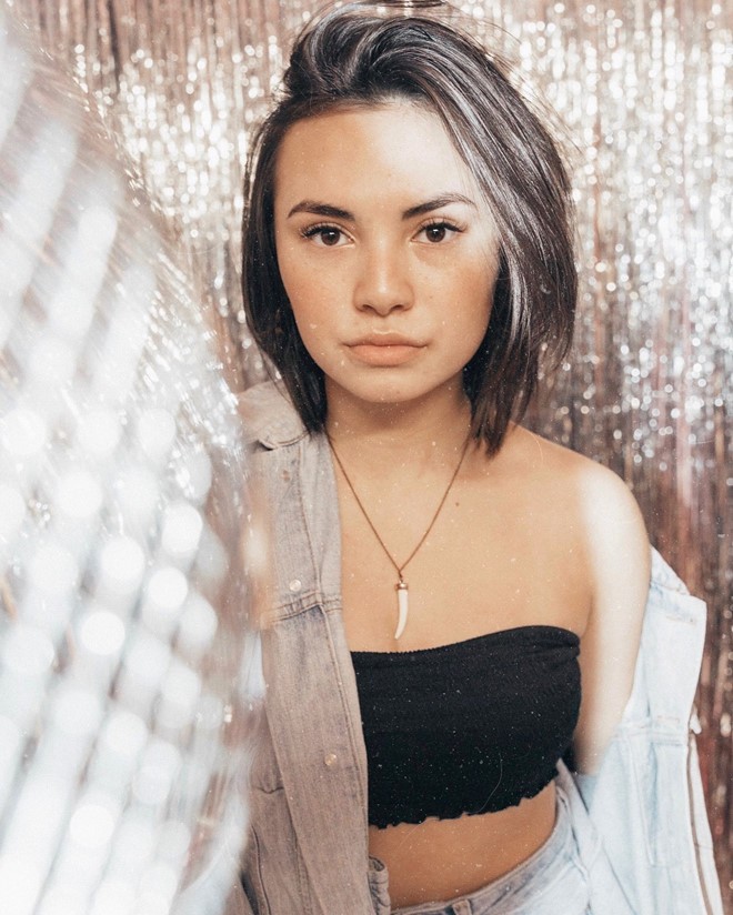 Nhan sắc những hotgirl gốc Việt nổi tiếng vì xinh đẹp và tài năng - Ảnh 9.
