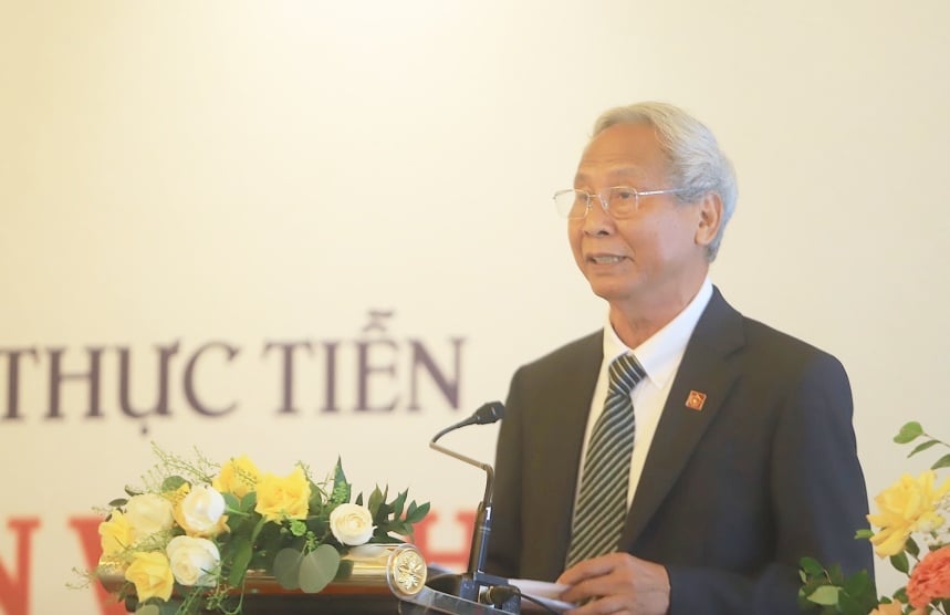 Dự án đô thị lấn biển trong vùng đệm vịnh Hạ Long: &quot;Đừng vì lợi ích kinh tế trước mắt mà đánh đổi di sản&quot; - Ảnh 2.