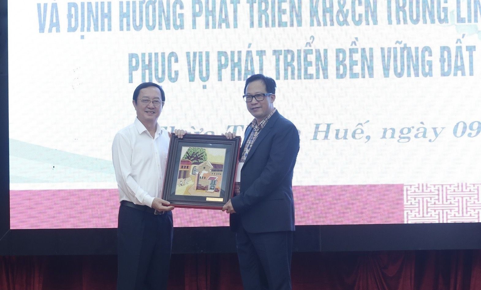 Phát triển và ứng dụng Công nghệ sinh học phục vụ phát triển bền vững đất nước trong tình hình mới - Ảnh 2.
