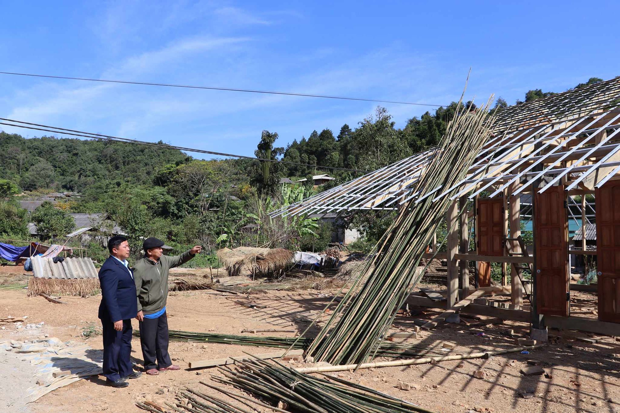 Điện Biên Đông: Già làng Cư Chừ Tú, uy tín thế nào mà nói ai trong bản cũng nghe - Ảnh 3.