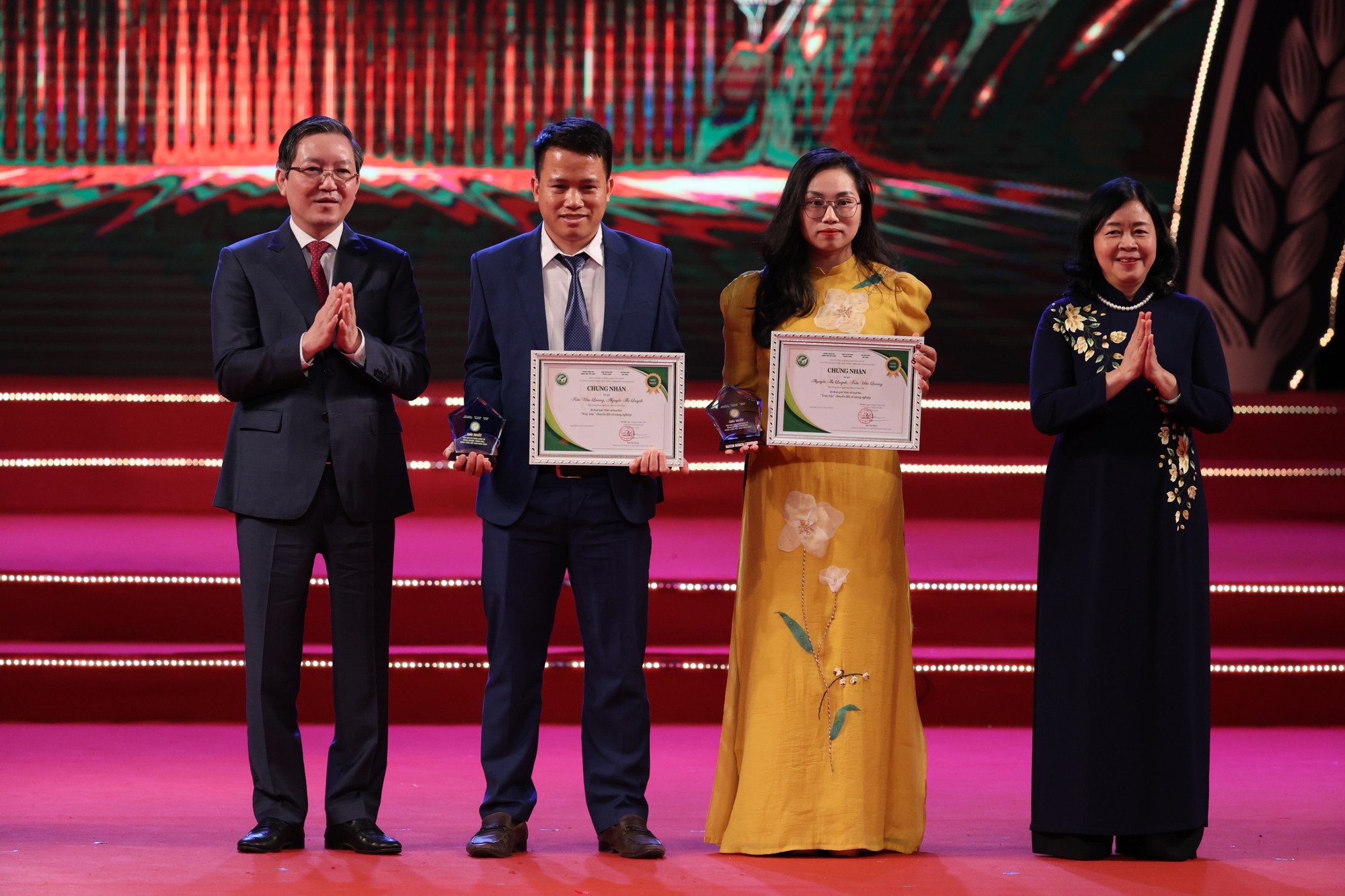 Trao giải &quot;Giải báo chí toàn quốc viết về nông nghiệp, nông dân, nông thôn Việt Nam năm 2023&quot; - Ảnh 1.