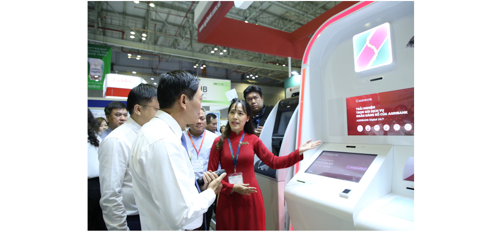 Agribank tăng tốc xanh hóa hoạt động ngân hàng và phát triển bền vững - Ảnh 4.
