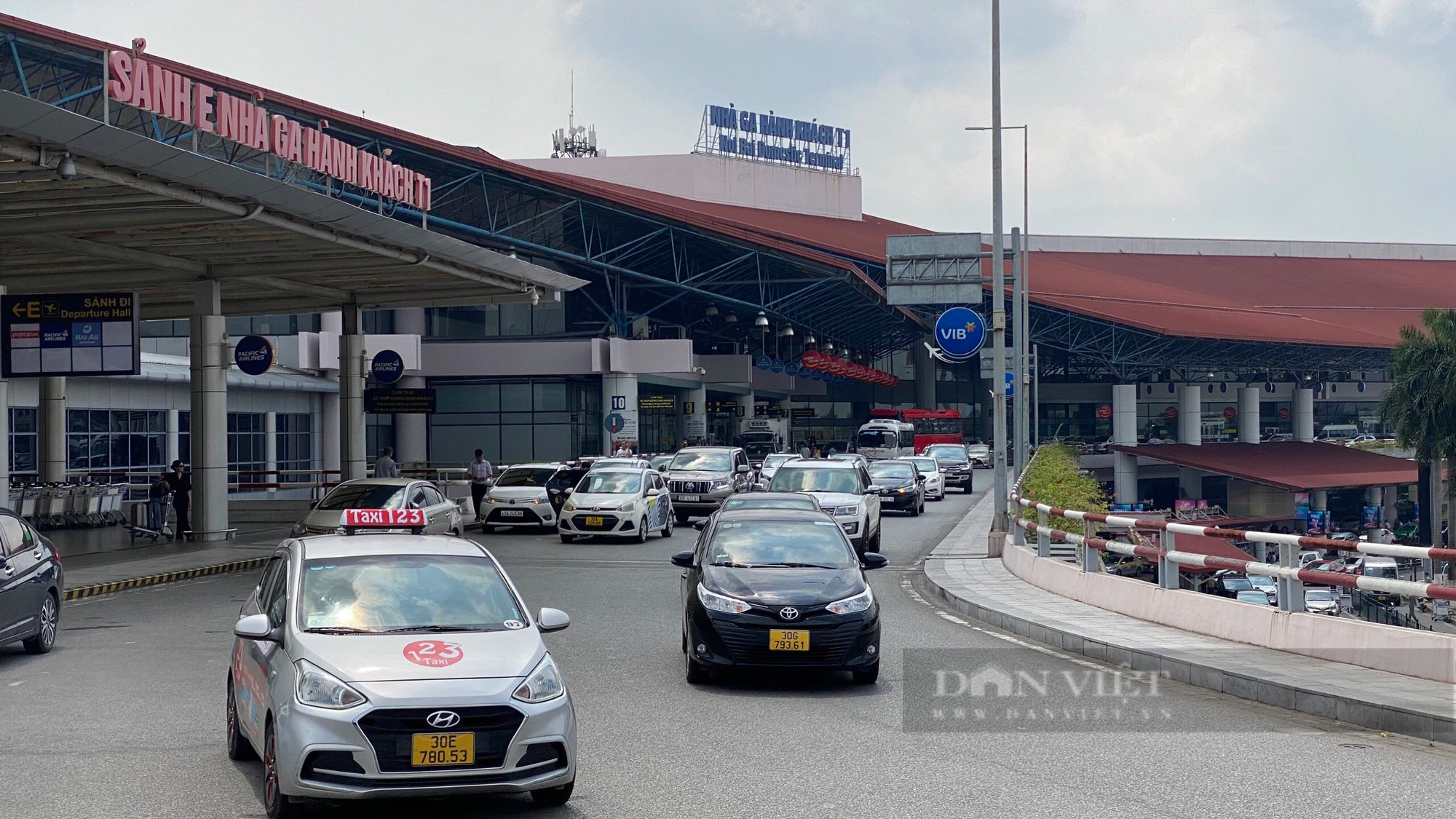 Bộ GTVT kiến nghị triển khai thu phí không dừng sân bay