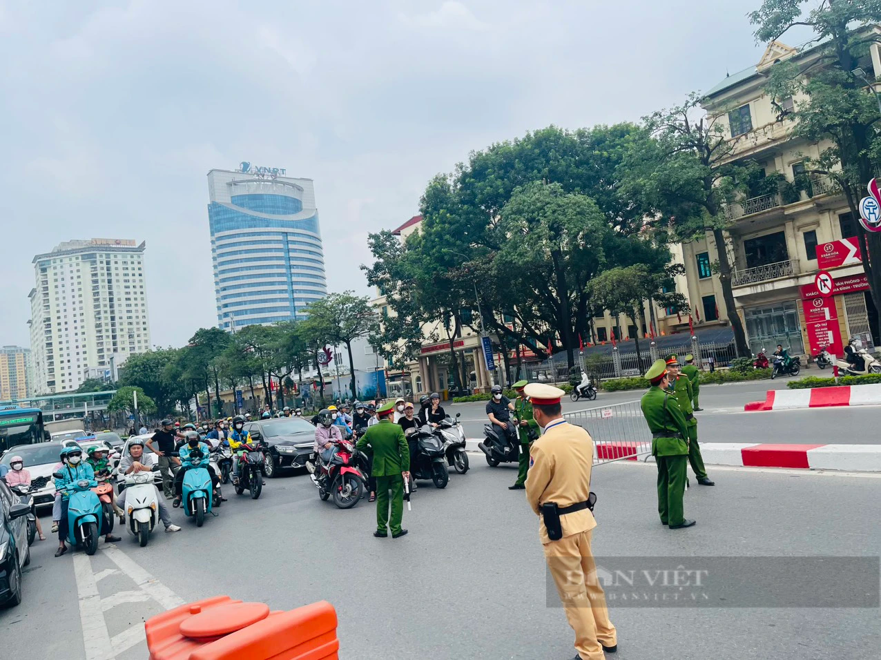 Cập nhật: Ông Tập Cận Bình, Tổng Bí thư, Chủ tịch Trung Quốc tới Hà Nội - Ảnh 5.