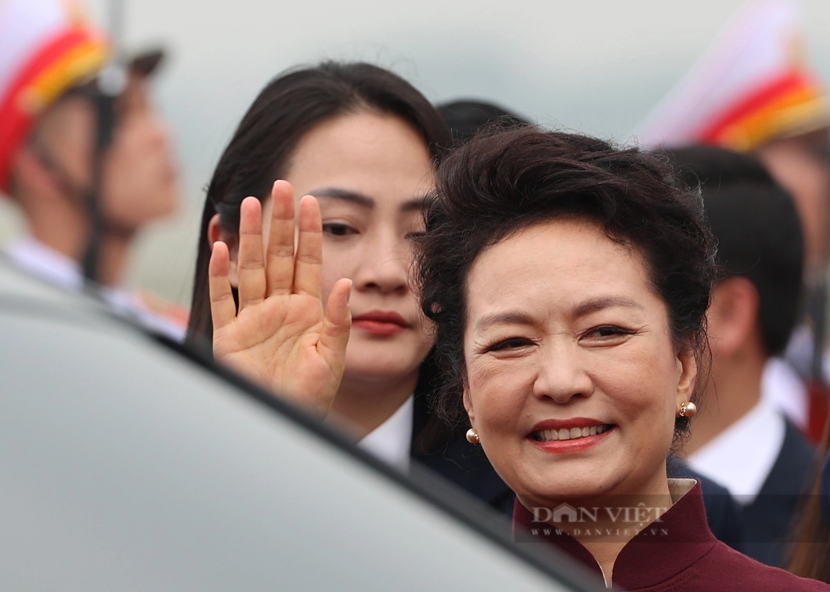 &quot;Bông hồng thép&quot; bảo vệ, theo sát Phu nhân Bành Lệ Viện của đội cảnh vệ là ai? - Ảnh 2.