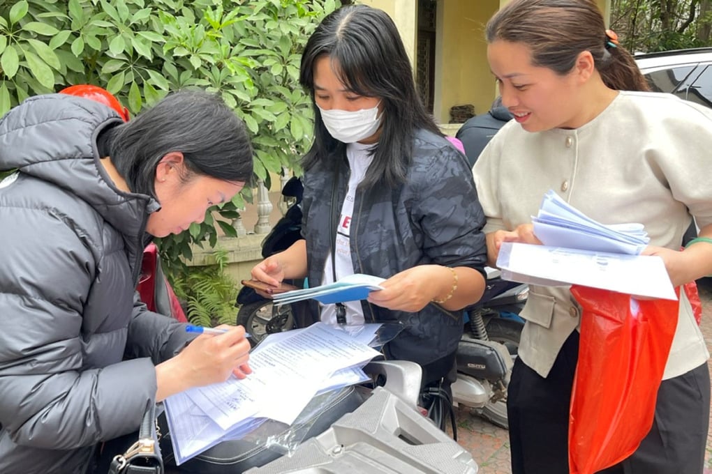 Công nhân chật vật dịp cuối năm: Lương thưởng không có còn bị nợ BHXH, ốm không có tiền đi viện - Ảnh 1.