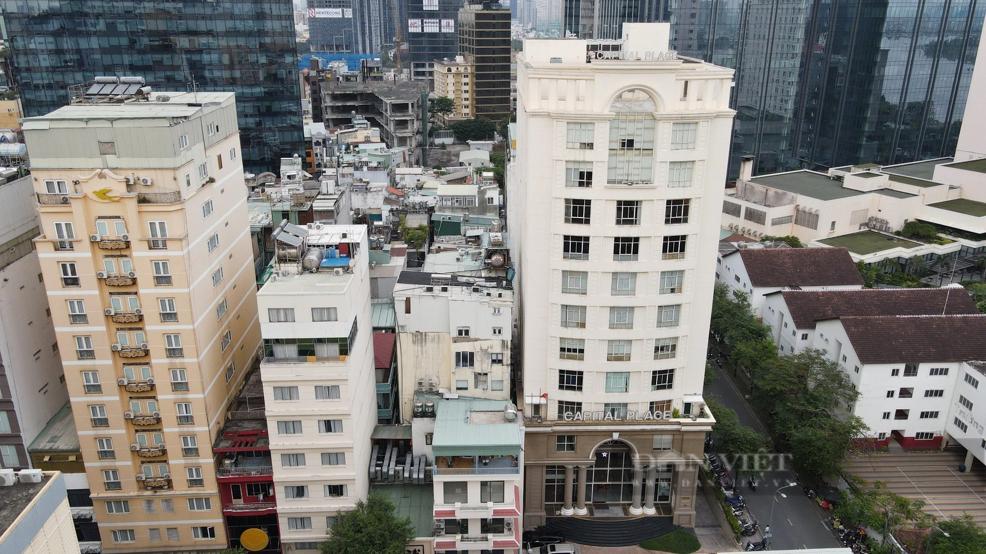 Hình ảnh cao ốc Capital Palace Tower xây dựng trái phép trong 18 năm, chuẩn bị tháo dỡ ở quận giàu nhất TP.HCM  - Ảnh 3.