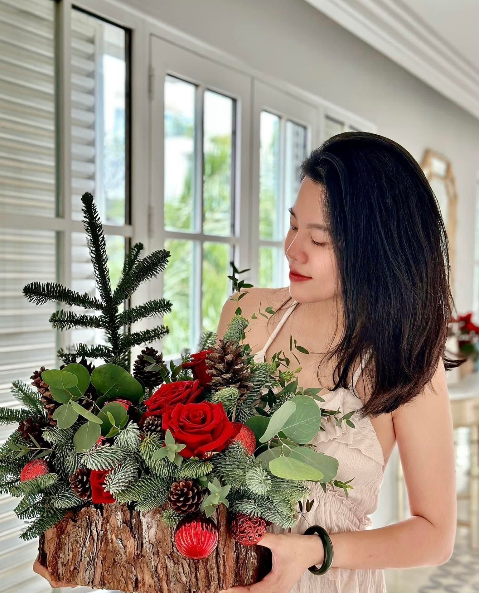 Từng muốn tự tử vì bại liệt, nữ giám đốc đối ngoại hồi sinh nhờ hoa - Ảnh 5.